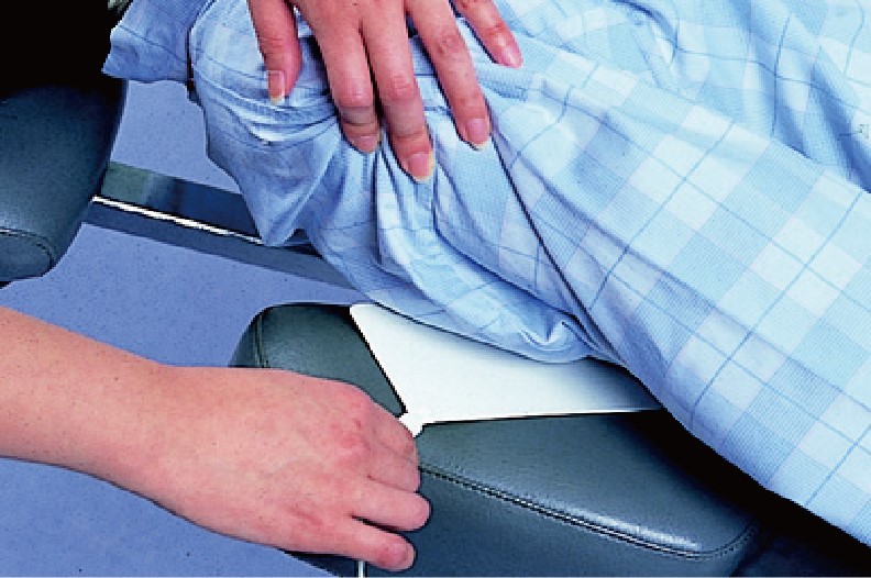 RFナイフの特徴④　アンテナ対極板